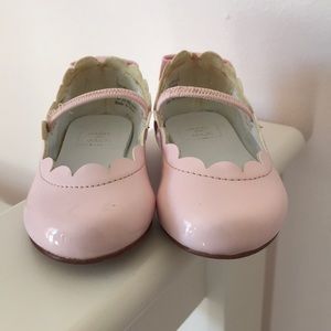 Girls shoes